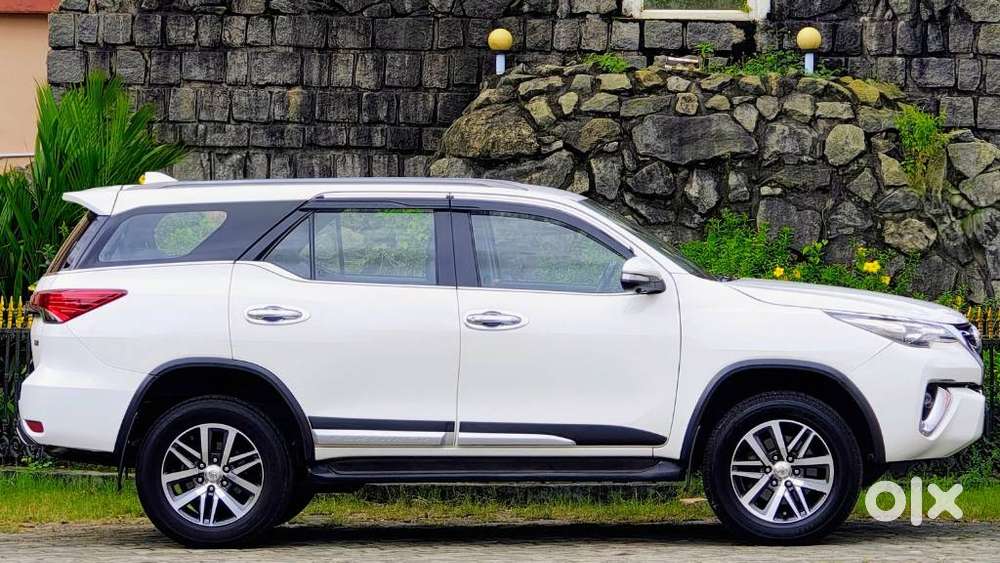 Toyota Fortuner 4x4 At, 2016, Diesel