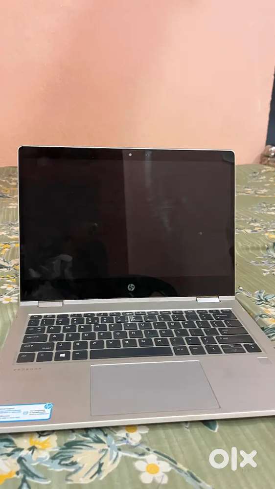 RAM: 16GB
&bull; Graphics: AMD Radeon Graphics
&bull; OS: Windows 11 Pro
&bull; Condi