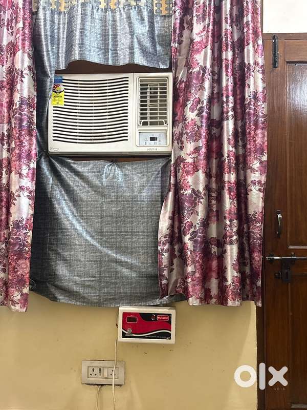 1.5 ton 3star voltas window ac new