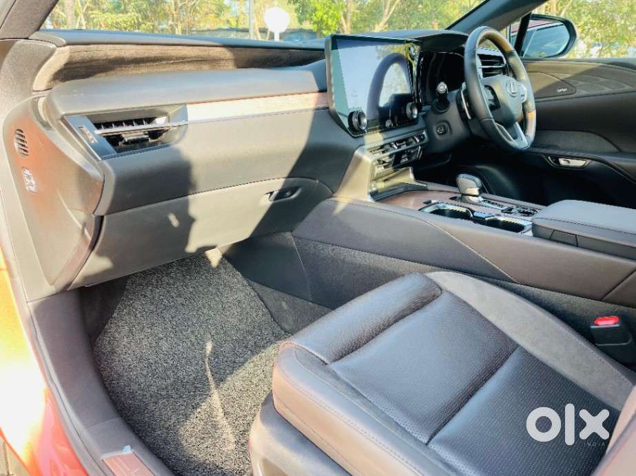 Lexus Rx 350h Panasonic, 2023, Cng & Hybrids