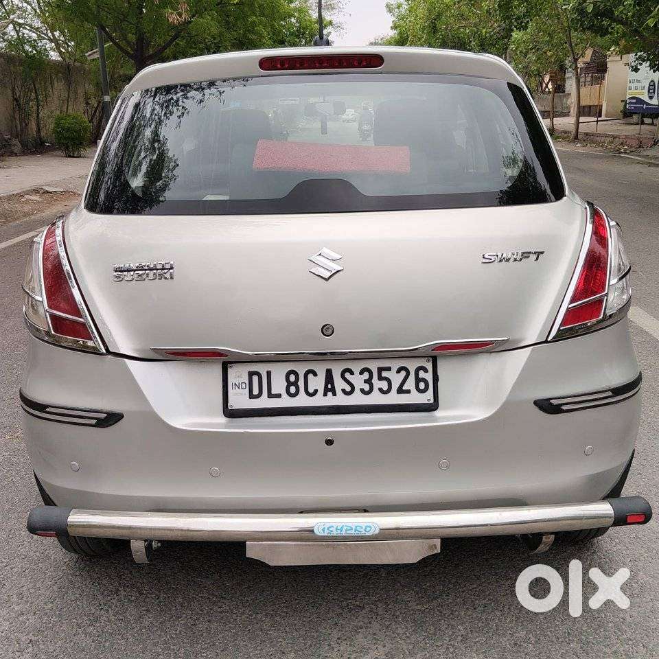 Maruti Suzuki Swift Lxi Optional-o, 2017, Cng & Hybrids