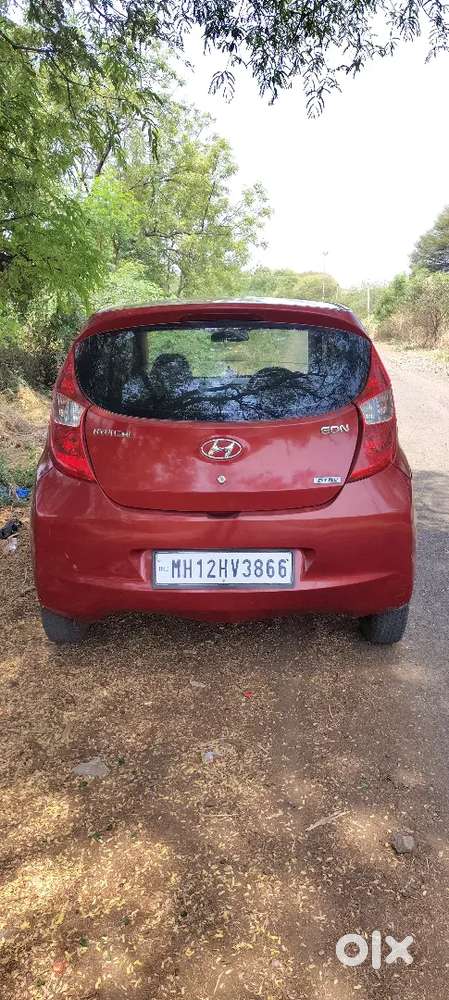 Hyundai Eon 2012 Lpg Shoroom Condition Car