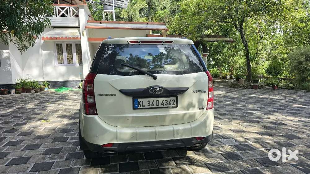 Mahindra Xuv500 2015 Diesel Well Maintained