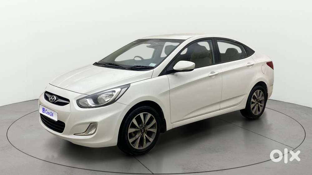 Hyundai Verna Fluidic 1.6 Vtvt Sx, 2014, Petrol