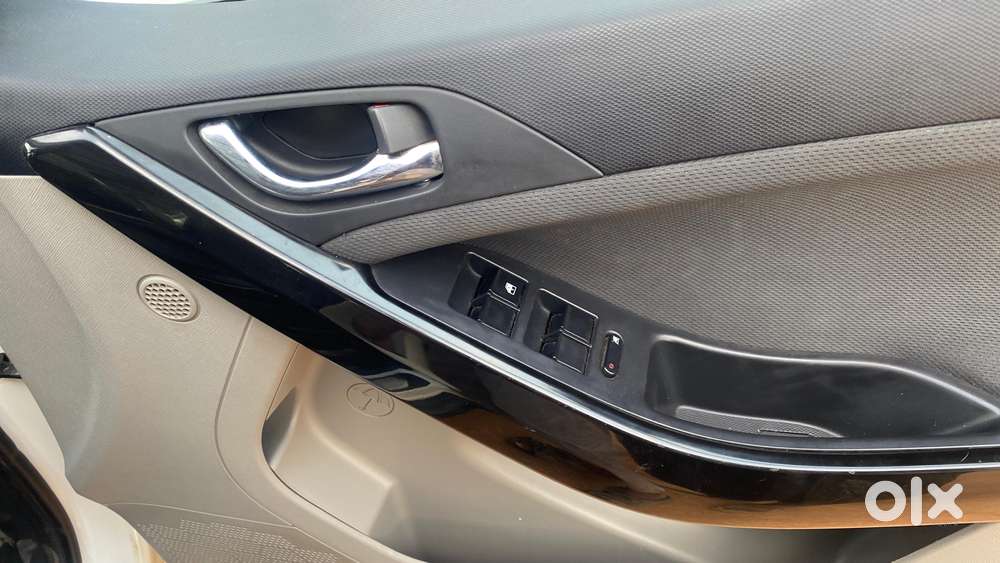 Tata Nexon 1.2 Revotron Xz Plus, 2019, Petrol