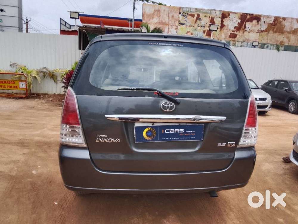 Toyota Innova 2.5 V 7 Str, 2010, Diesel