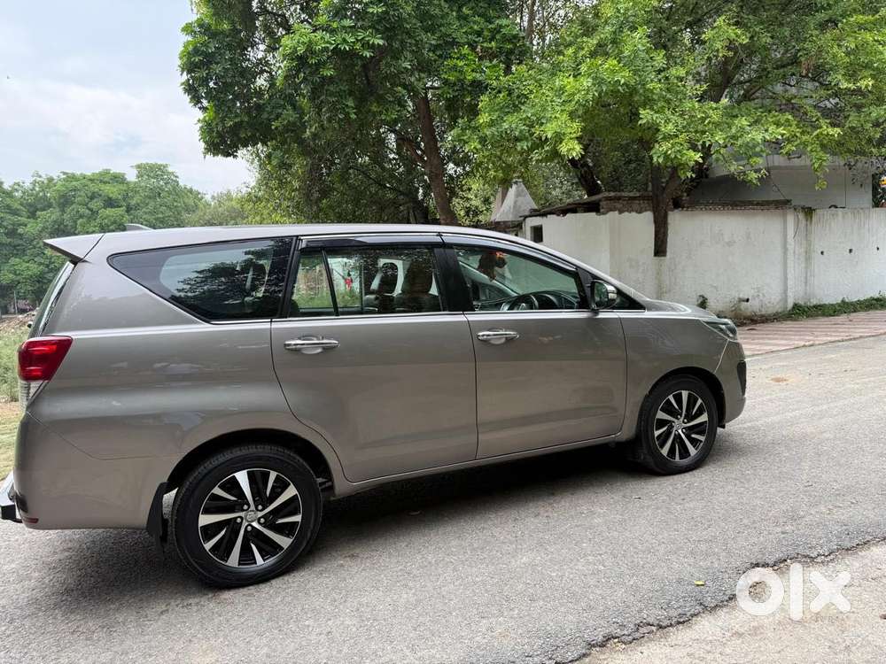 Toyota Innova Crysta 2.4 Z 7 Str, 2022, Diesel