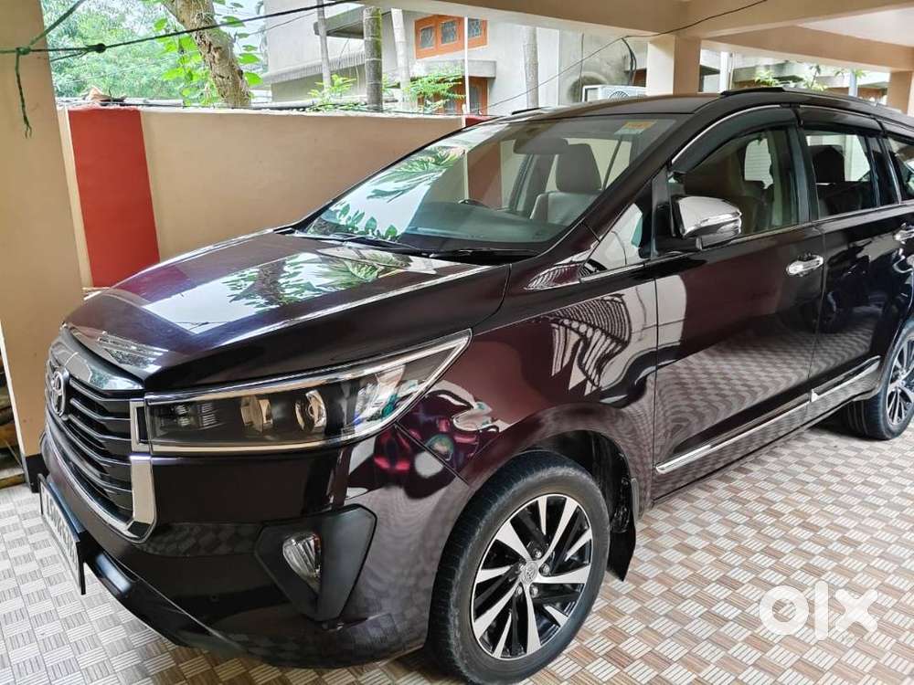 Toyota Innova Crysta 2022 Diesel 60000 Km Driven