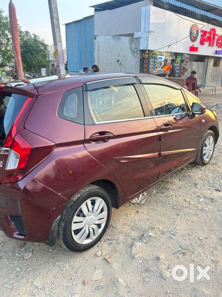 Honda Jazz 2016 Diesel Well Maintained