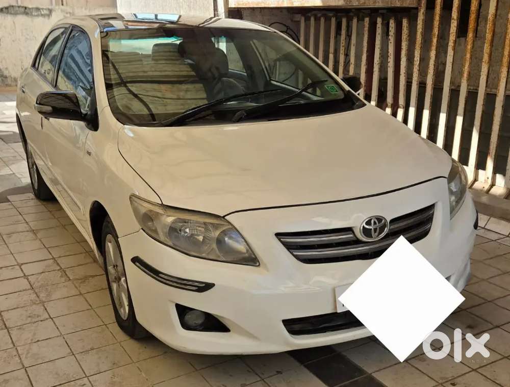 Toyota Corolla Altis 2010