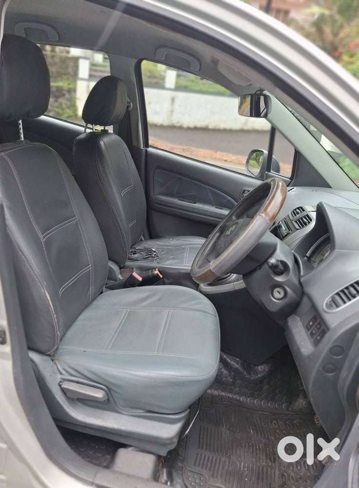 Maruti Suzuki Ritz Vxi, 2010, Petrol