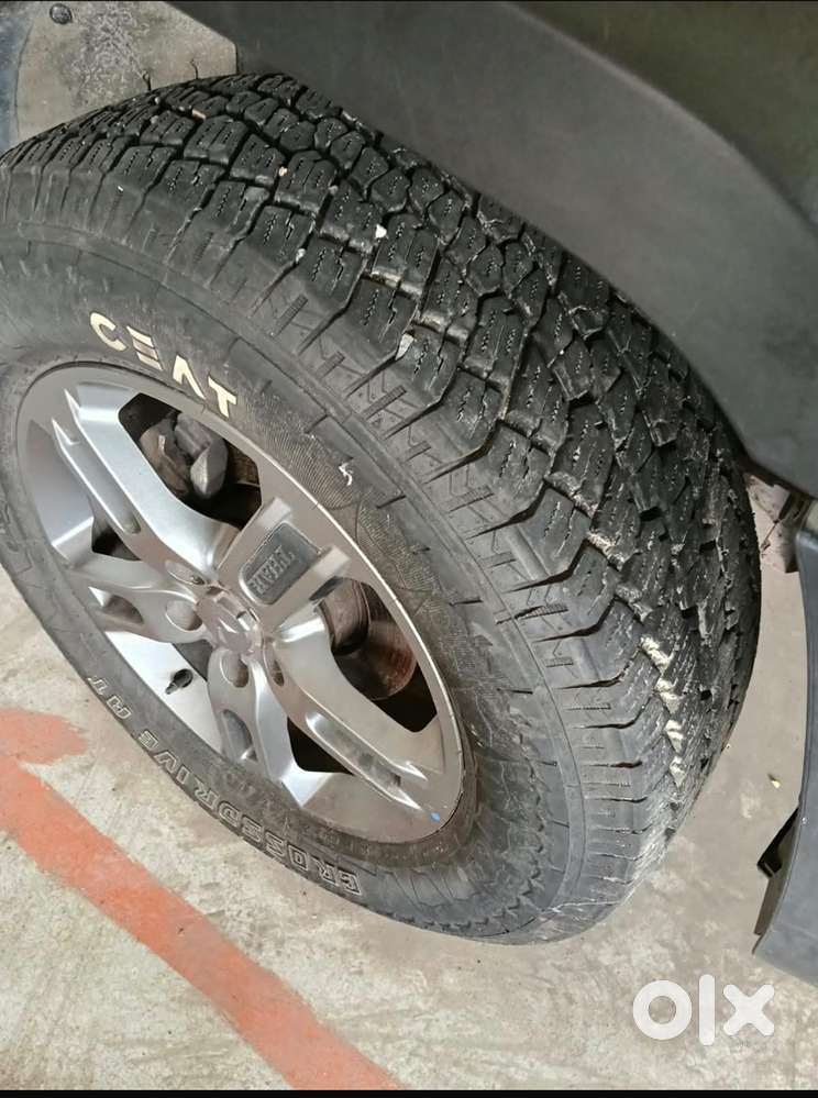 Mahindra Thar Petrol 2023