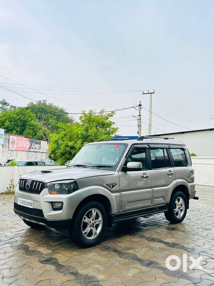 Mahindra Scorpio S10, 2014, Diesel