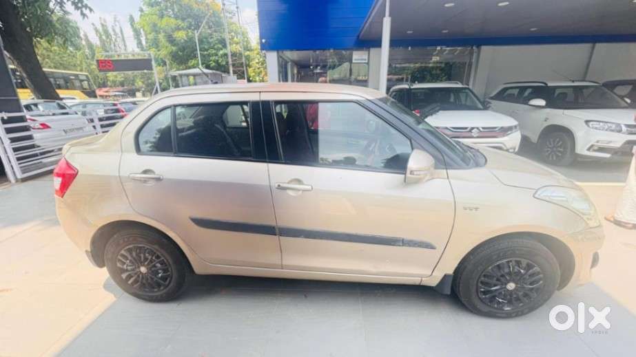 Maruti Suzuki Dzire 1.2 Lxi, 2014, Petrol
