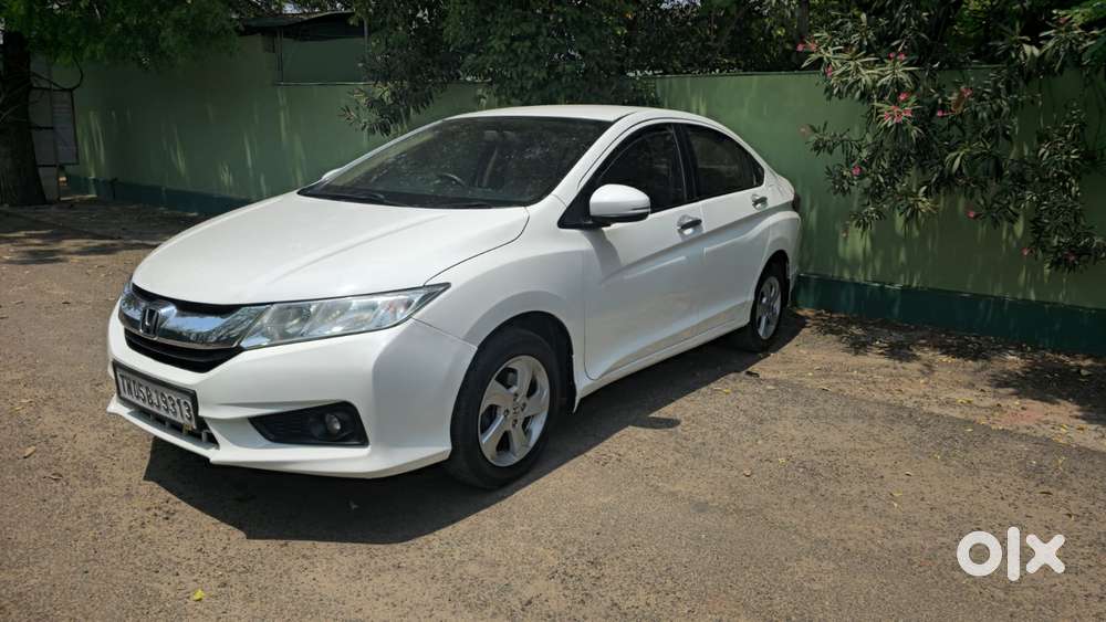 Honda City I-vtec V, 2017, Petrol