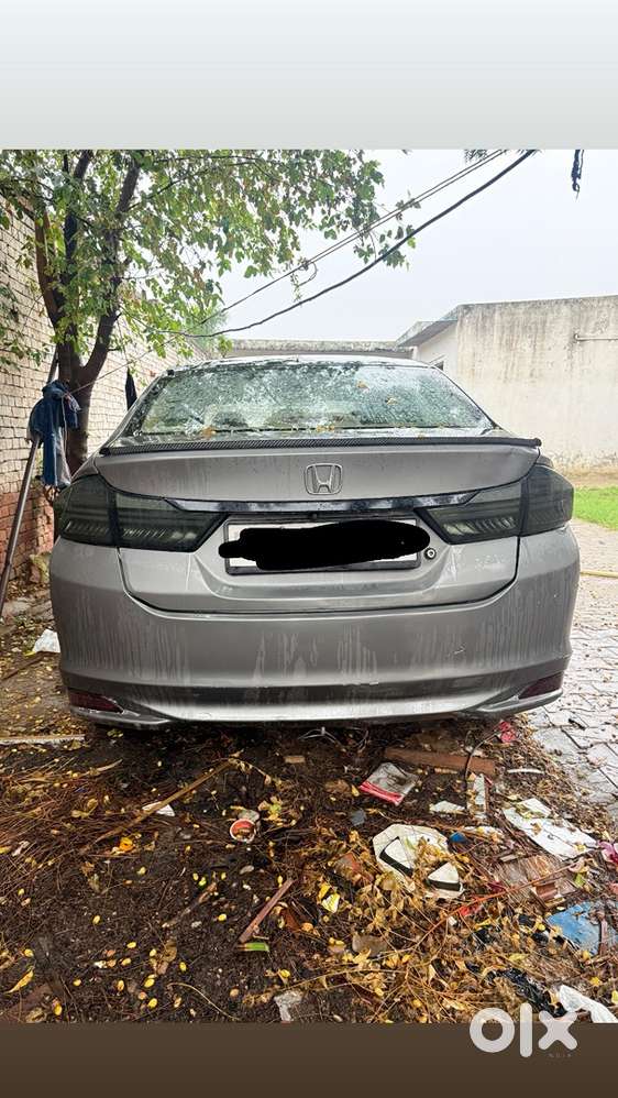 Honda City Hybrid 2016