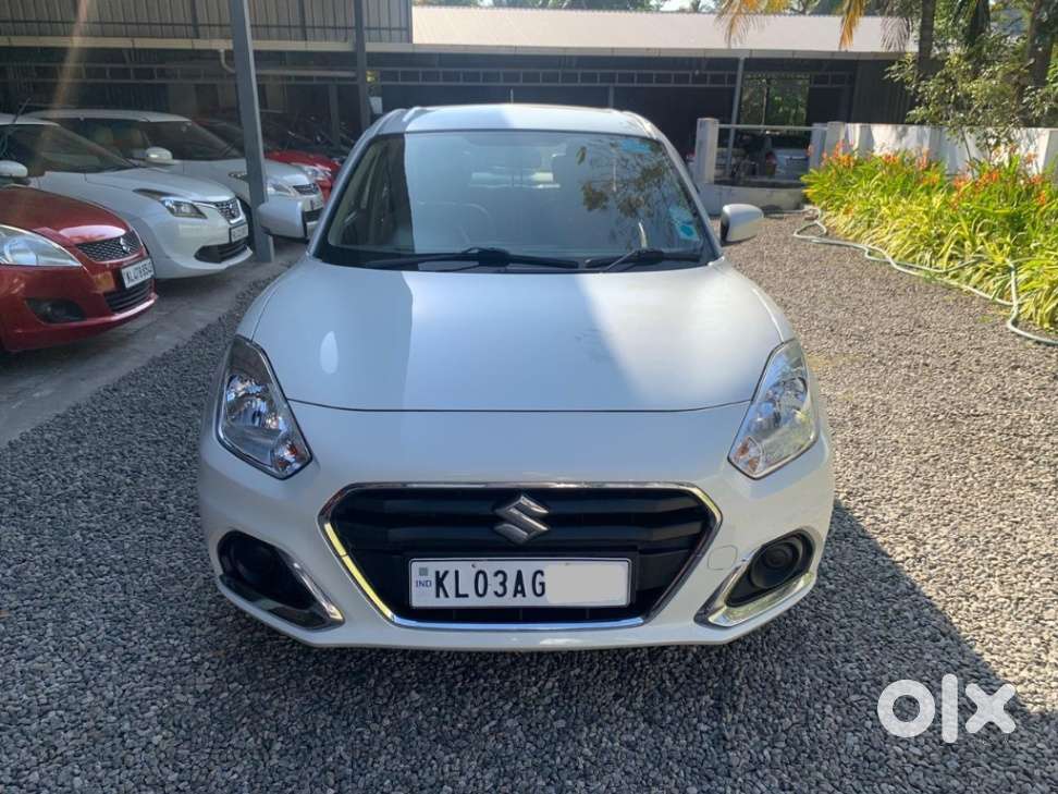 Maruti Suzuki Dzire Vxi Ags, 2023, Petrol