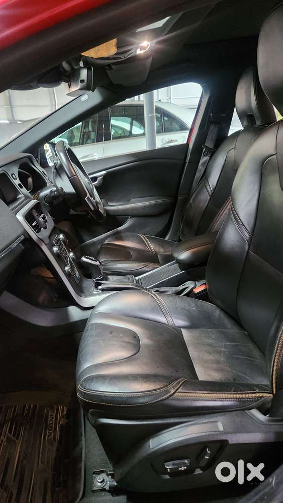 Volvo V40 [2016-2019] 2.0 D3 Kinetic, 2018, Diesel