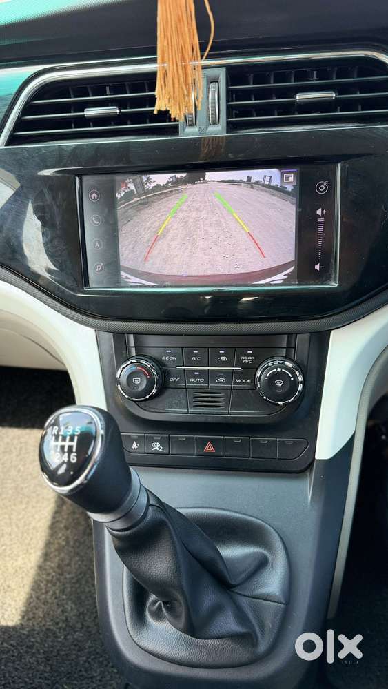 Mahindra Marazzo M8, 2019, Diesel
