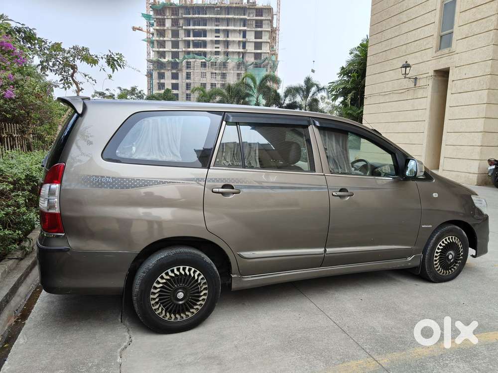 Toyota Innova 2.5 Gx 7 Seater Bs Iv, 2014, Diesel