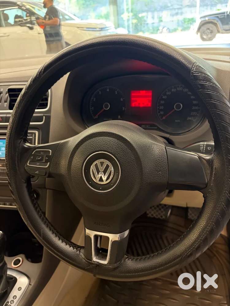 Volkswagen Vento Ipl Ii Petrol Highline At, 2013, Petrol