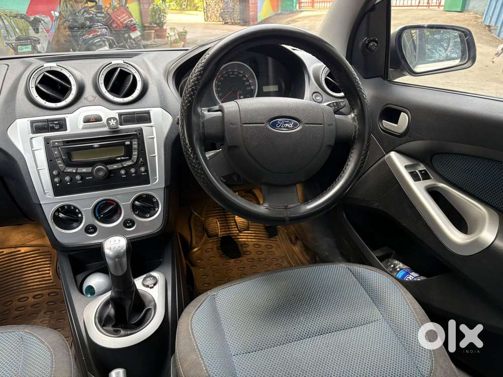 Ford Figo 2012-2015 Petrol Titanium, 2015, Petrol