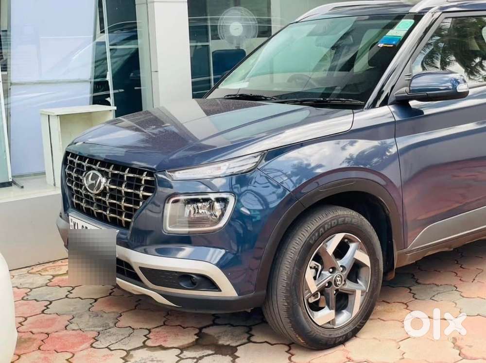 Hyundai Venue Petrol 2021