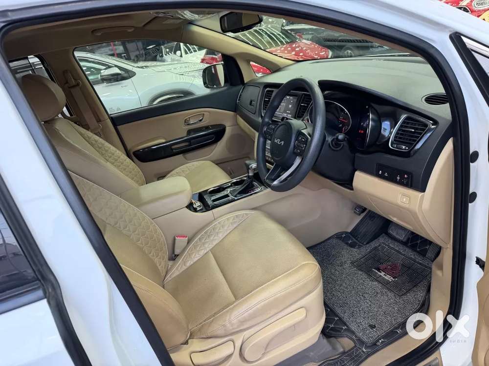 Kia Carnival Limousine, 2021, Diesel