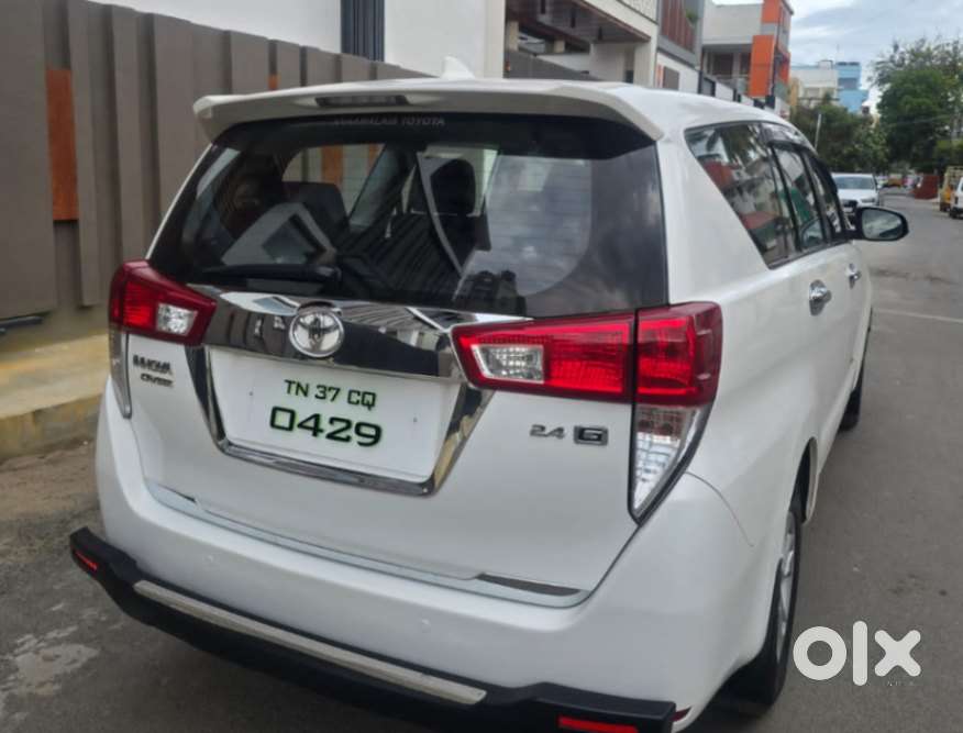 Toyota Innova Crysta [2020-ongoing] 2.4 Gx 8 Str, 2016, Diesel