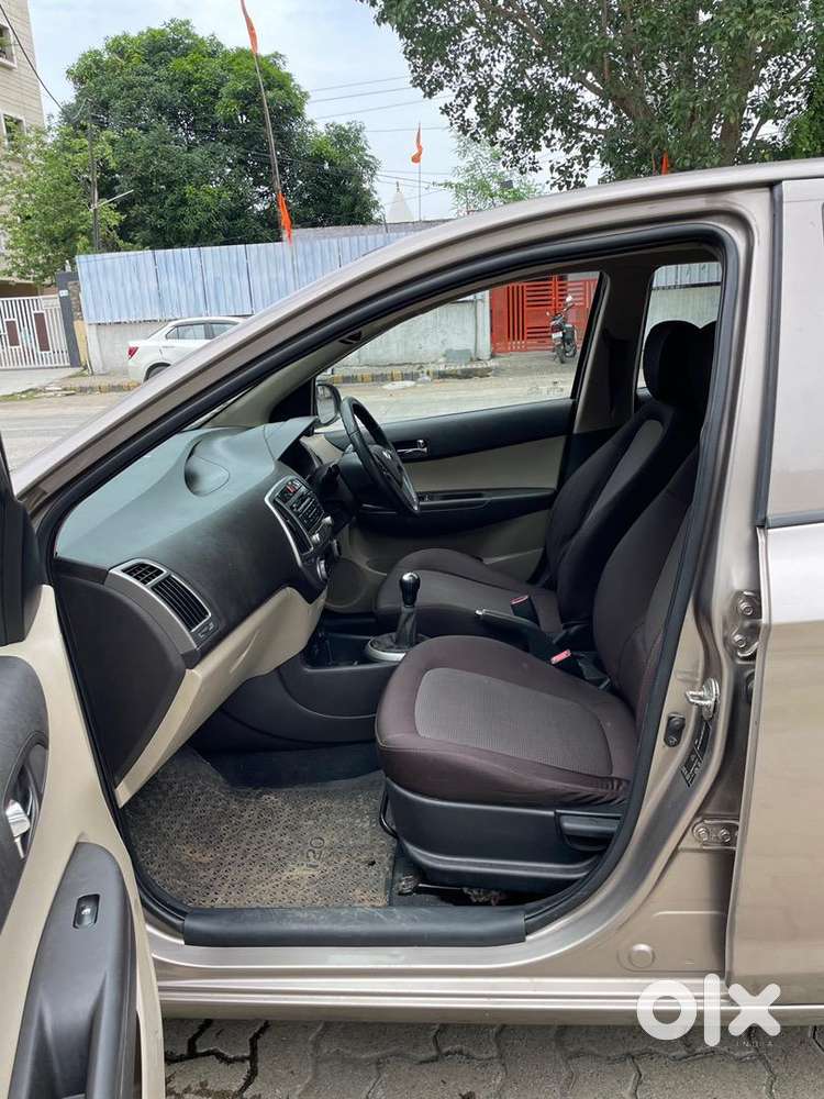 Hyundai I20 2013 Petrol 84000 Km Driven