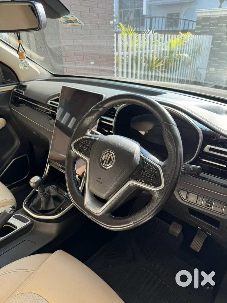 Mg Hector Diesel 2023 Variant Smart
