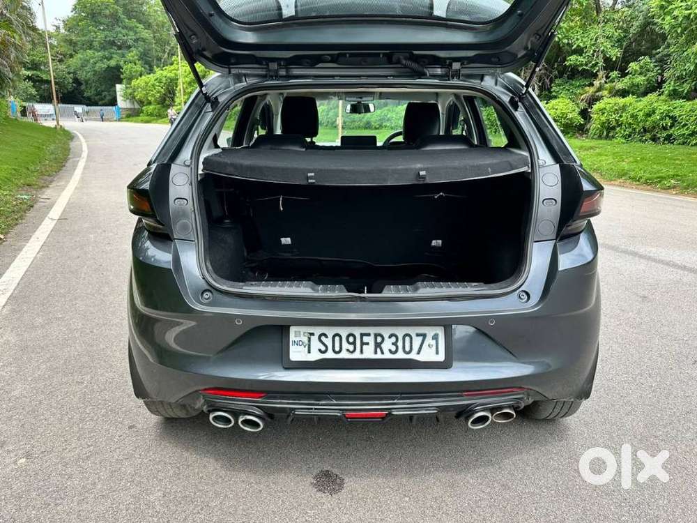 Tata Altroz 1.2 Xe, 2021, Petrol
