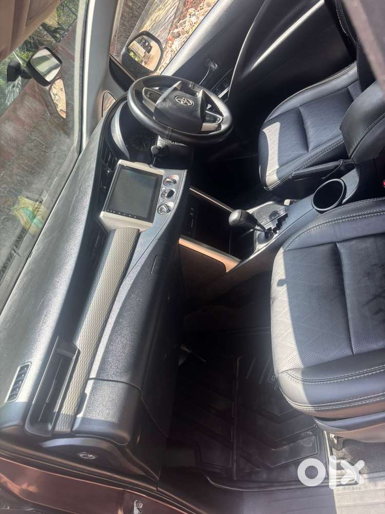 Toyota Innova Crysta 2.8 Gx At, 2022, Diesel