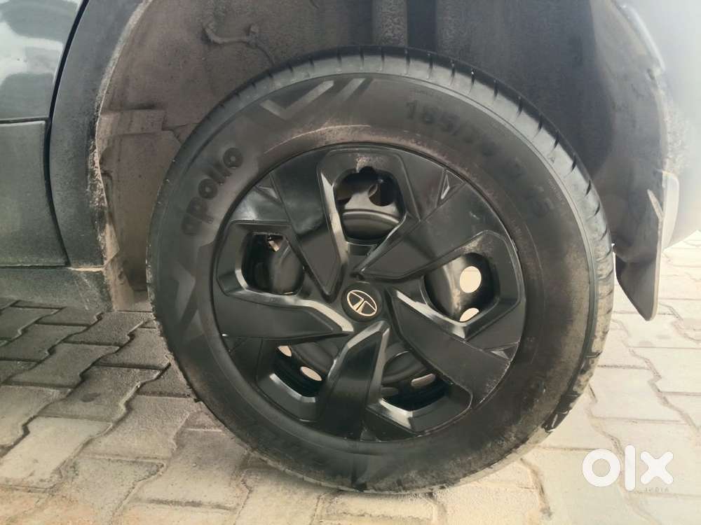 Tata Punch 1.2 Revotron Adventure Camo, 2022, Petrol