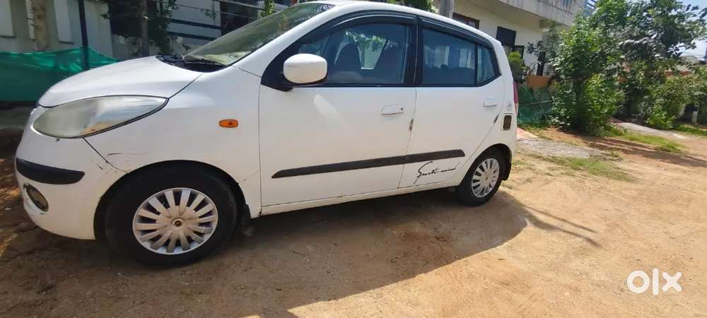 Hyundai I10 1.2 Sportz 2010