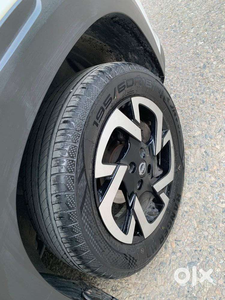 Nissan Magnite 1.0 Xv, 2023, Petrol