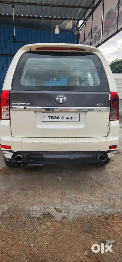 Tata Safari Storme 2015 Diesel With Excellent Condition