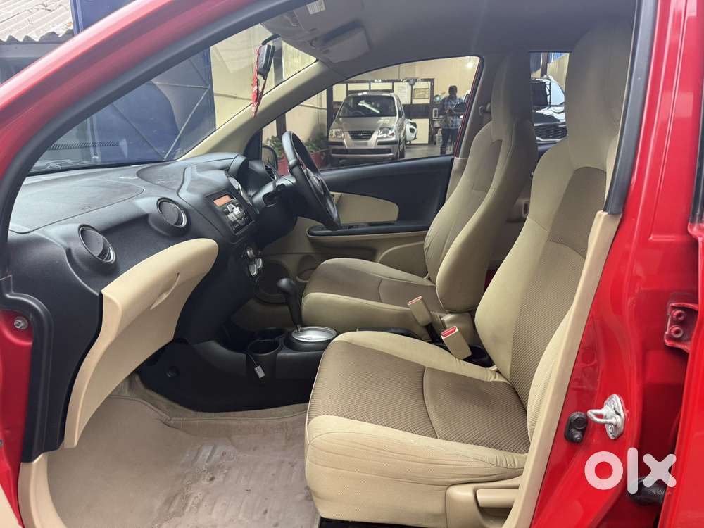 Honda Brio Vx At, 2014, Petrol