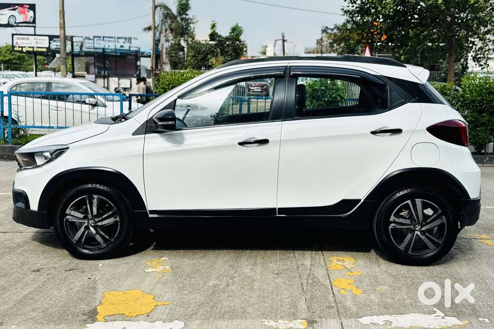 Tata Tiago Nrg 1.2 Xz Amt, 2022, Petrol