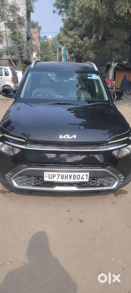 Kia Carens Petrol Manual 2024