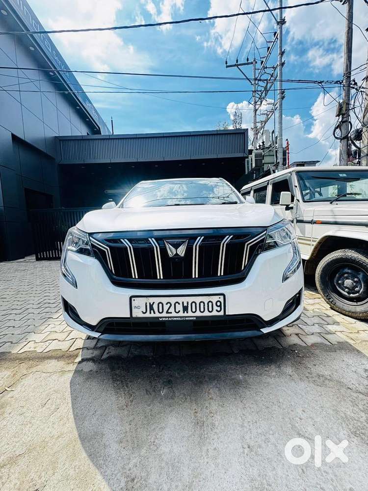 Mahindra Xuv700 2022 Diesel Well Maintained