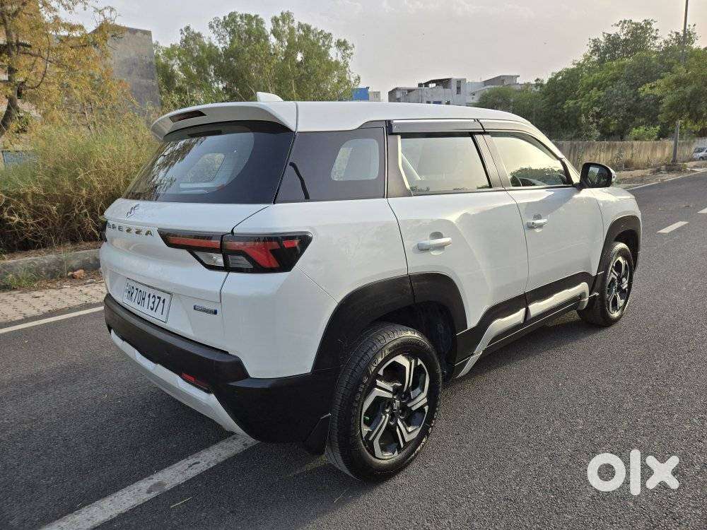 Maruti Suzuki Brezza 1.5 Vxi Smart Hybrid, 2022, Petrol