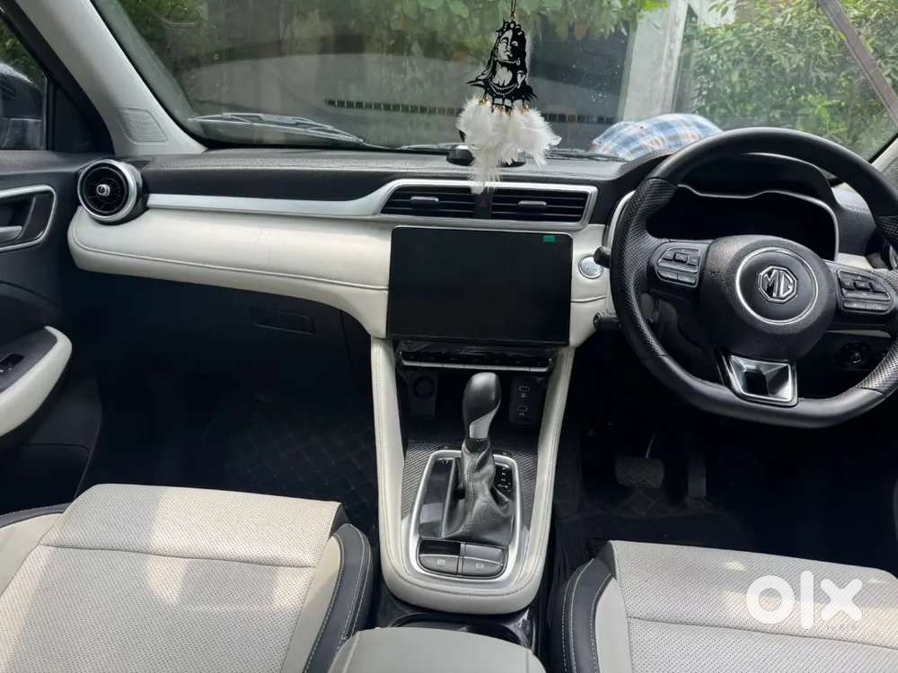 Mg Astor 2024 Cvt Petrol 23000 Km Driven