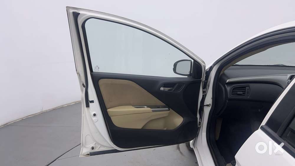 Honda City I-vtec S, 2016, Petrol