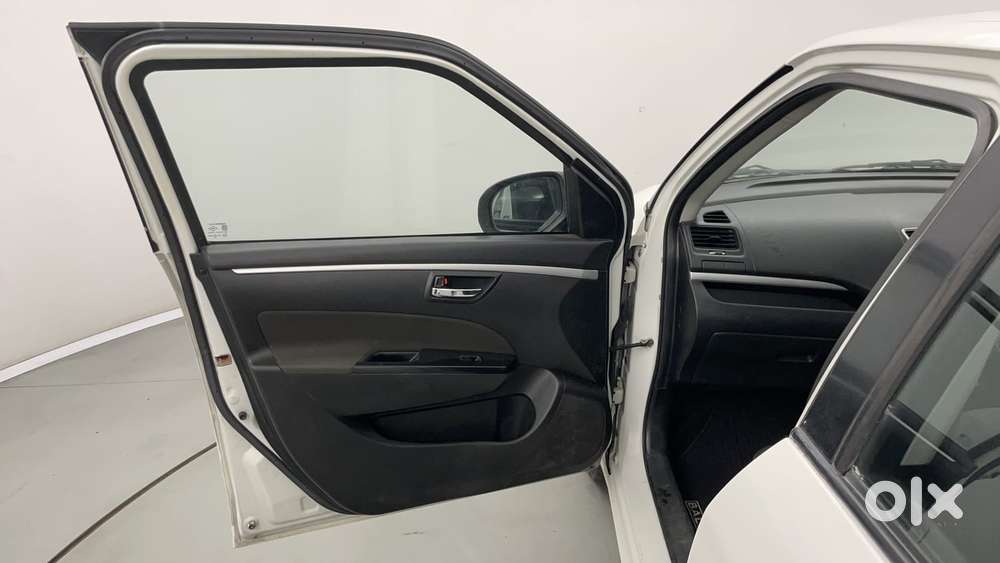 Maruti Suzuki Swift Vvt Vxi, 2016, Petrol