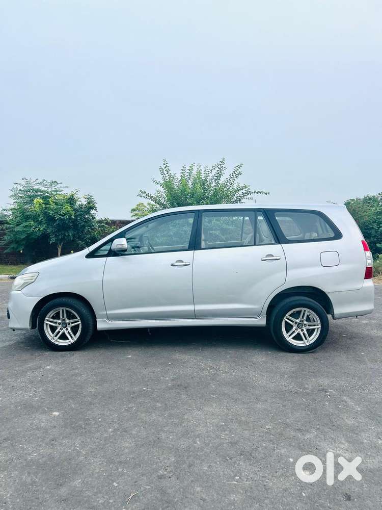 Toyota Innova 2.5 Vx 7 Str, 2012, Diesel