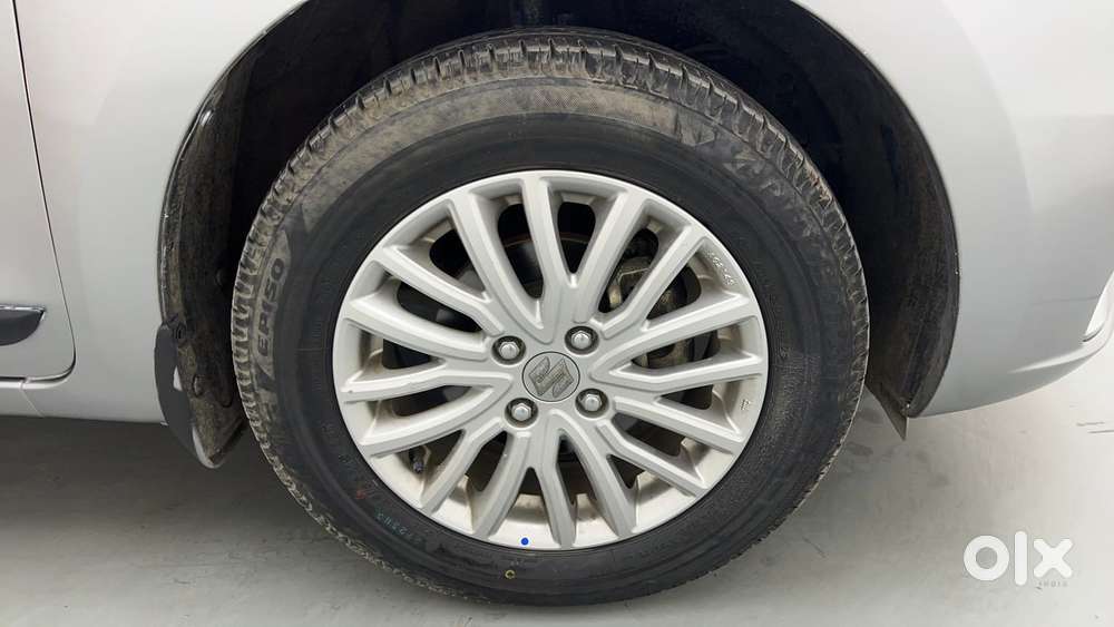 Maruti Suzuki Dzire 1.2 Zxi, 2023, Petrol