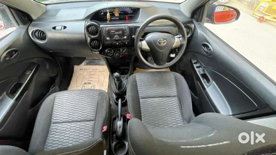 Toyota Etios Cross 1.2l G, 2017, Petrol