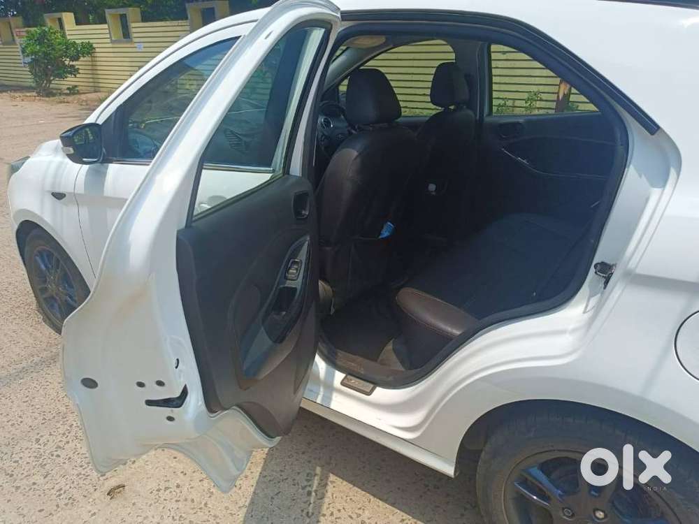 Ford Figo Petrol 2018