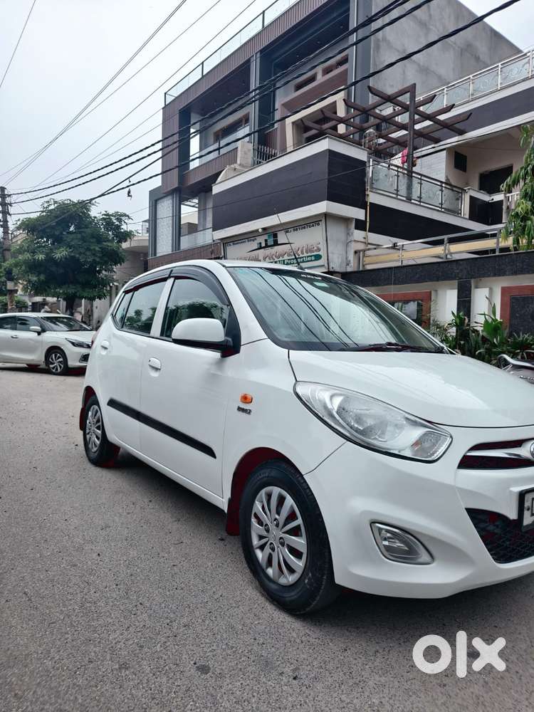Hyundai I10 1.2 Kappa Sportz, 2015, Cng & Hybrids